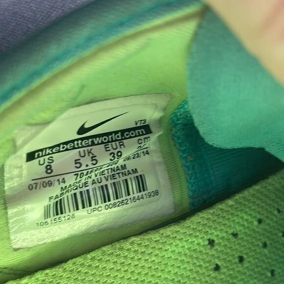 Nike 8 - Picture 4 of 5
